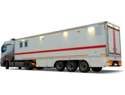 Мобильный пункт управления на базе полуприцепа